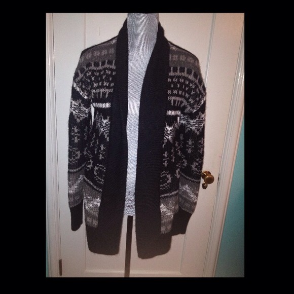 Knit cardigan