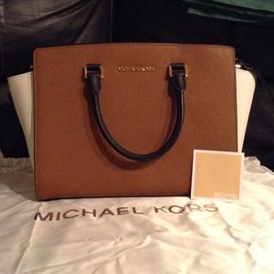Authentic Michael Kors Selma bag