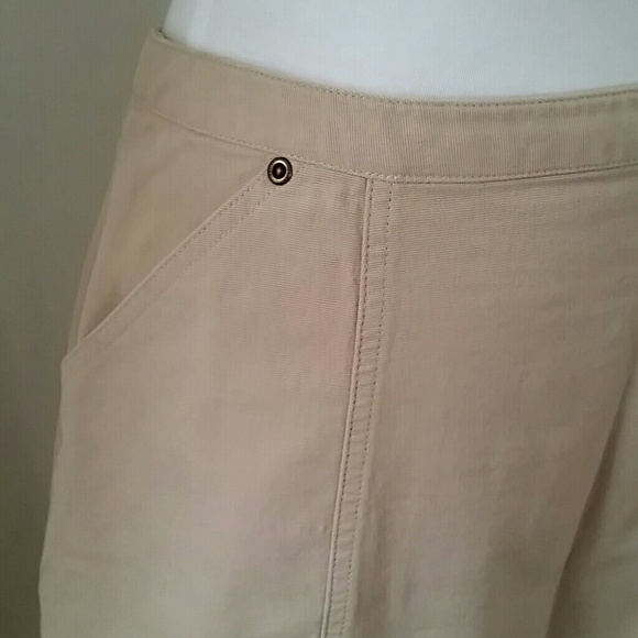 Embroidered and Beaded Skirt - Picture 3 of 4