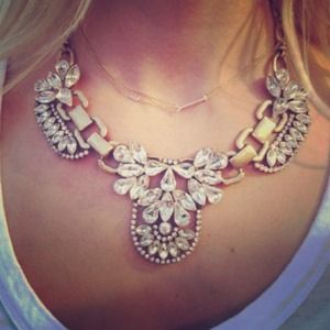 Precious moments necklace🎁