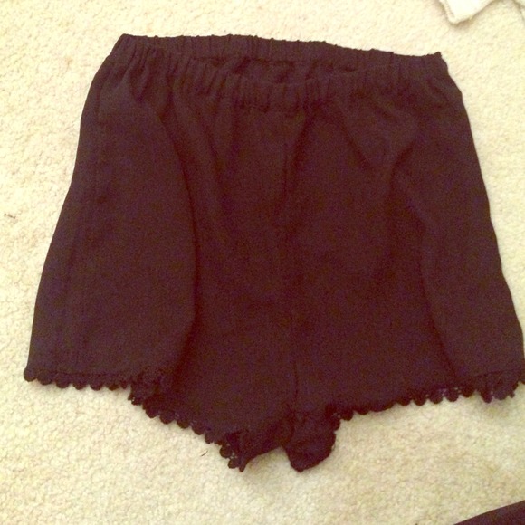 Brandy melville shorts