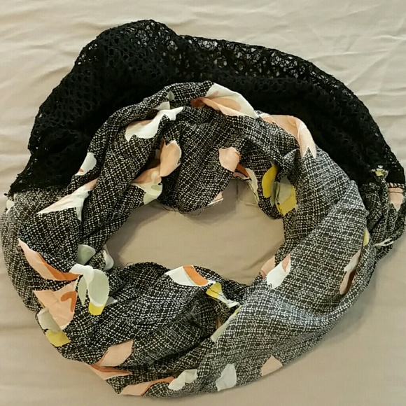 Infinity scarf