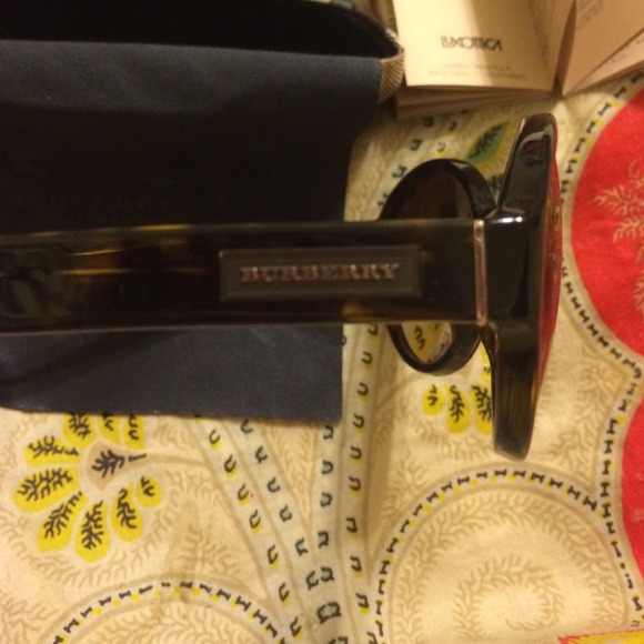 Burberry Sunglasses Brand New