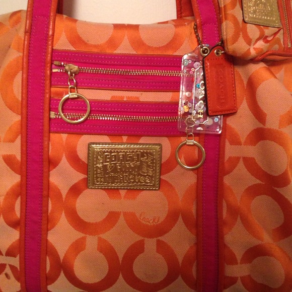 AUTHENTIC Coach poppy purse & wristlet - Picture 2 of 4