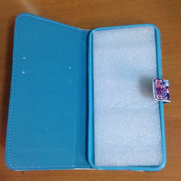 Apple iPhone 6 Plus 5.5" Wallet Case - Picture 3 of 3