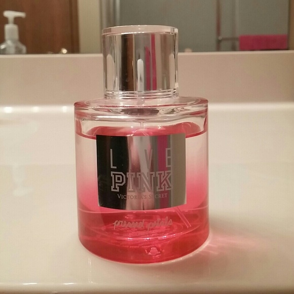 Victoria's Secret pink perfume