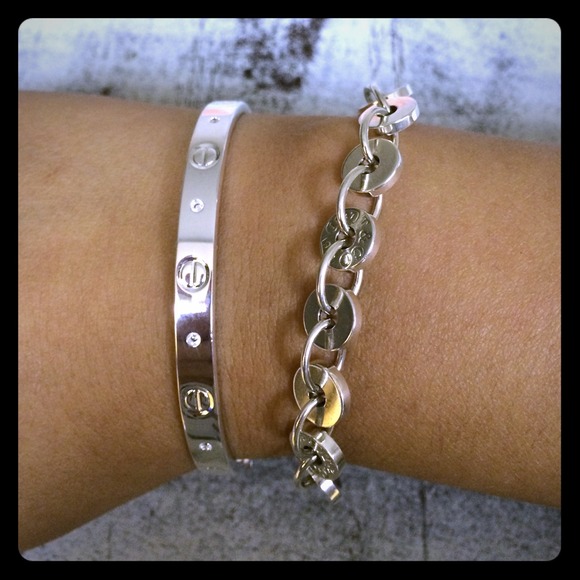 SALE LAST ONE✅ Silver Love Screw Fashion Bracelet