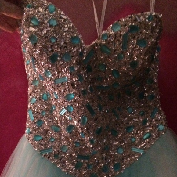 Alyce Paris Homecoming Dress - Picture 3 of 4