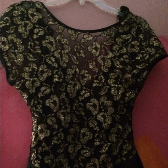 Dress - Picture 2 of 3