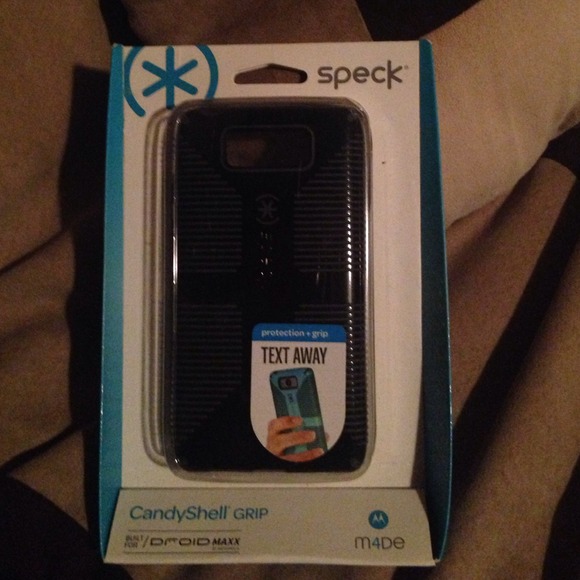 Droid Maxx phone case by Speck