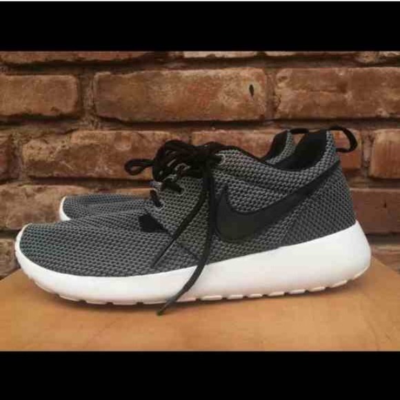 Nike Roshes