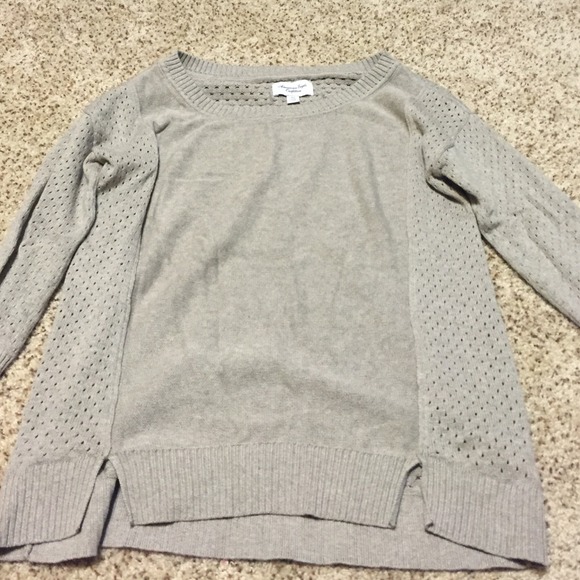 American eagle sweater