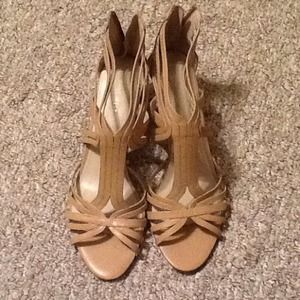 Nine West Tan 2.5 Heels