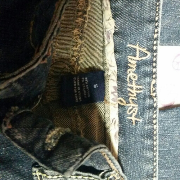 Jeans - Picture 3 of 3