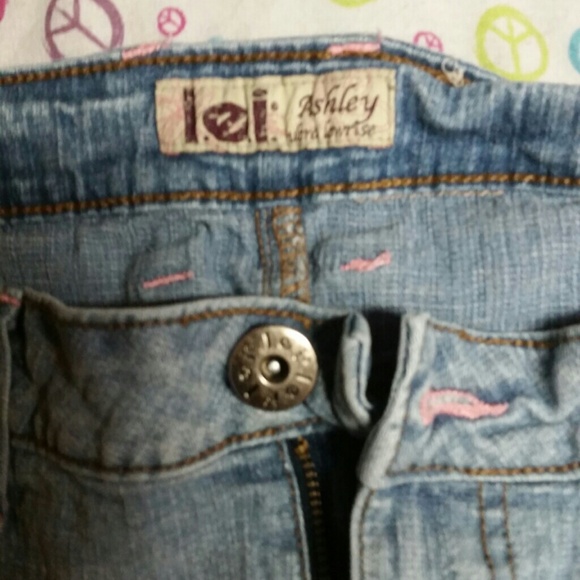 Shirts - Picture 3 of 3