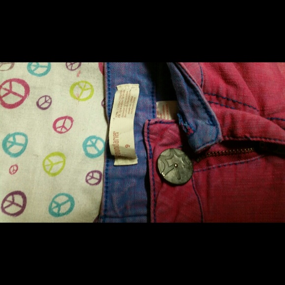 Shorts - Picture 3 of 3