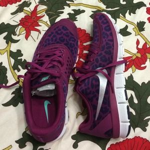 Nike Free Runs 5.0