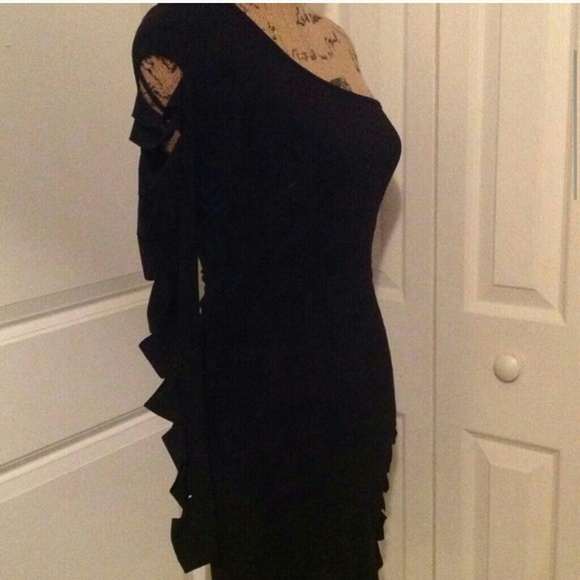 Dare to be noticed in this NWOT