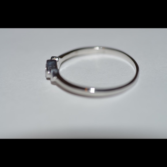 Ring - Picture 2 of 3