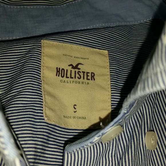 Long-Sleeved Hollister Top - Picture 2 of 3