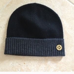 Tory Burch black and grey winter hat