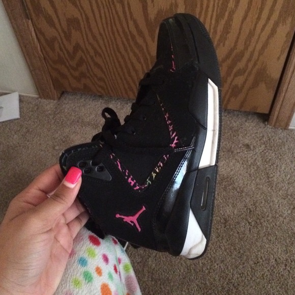 Jordan - Picture 3 of 3