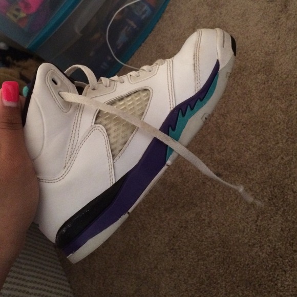 Grape 5s - Picture 3 of 3