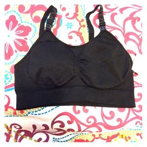 NWT NIZO Nursing bra Size Medium