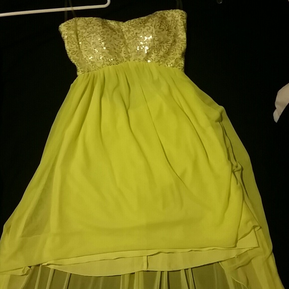 MyMichelle Hi-Lo Dress Gown - Picture 2 of 3