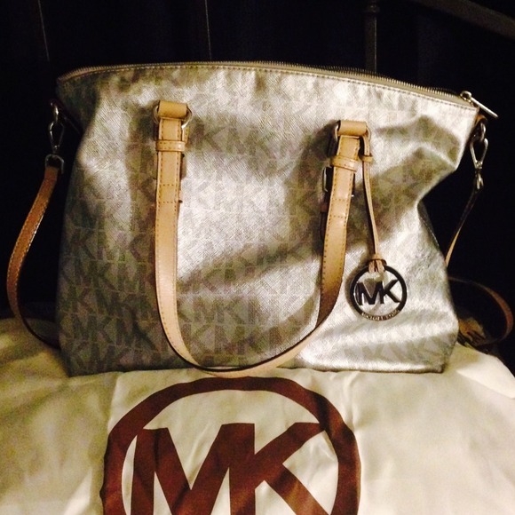 Michael Kors Jet Set Multi Function Satchel.
