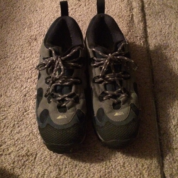 Montrail gore-tex shoes
