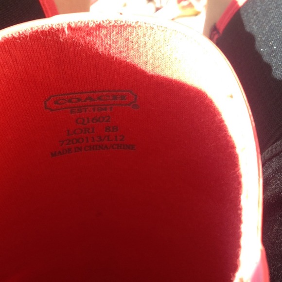 //***SOLD****\\ NWT COACH Rain Boots - Picture 2 of 4