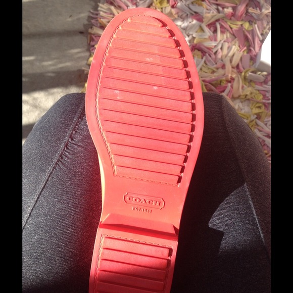 //***SOLD****\\ NWT COACH Rain Boots - Picture 4 of 4