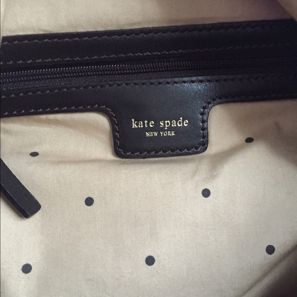 ✨Sold✨ Kate Spade Polka Dot Saratoga Purse - Picture 3 of 4