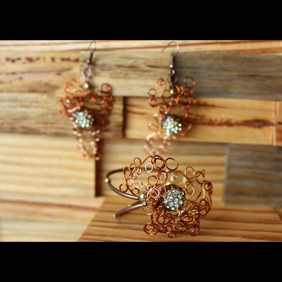 STAGES Inc. Wire wrapped jewelry