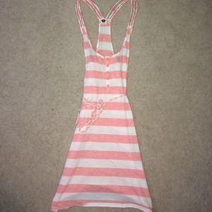 A knee-length Roxy sundress