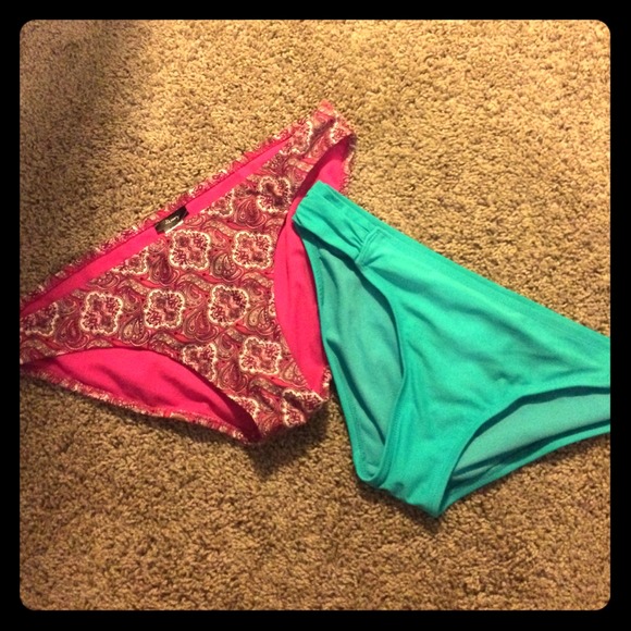Versatile bikini bottoms.