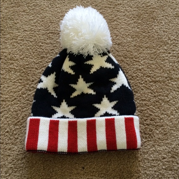 Outerwear - American Flag Beanie