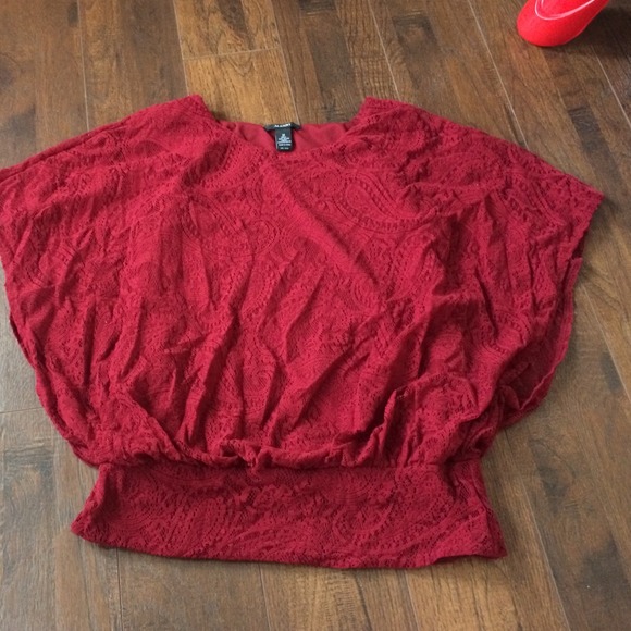 Short flared sleeve top