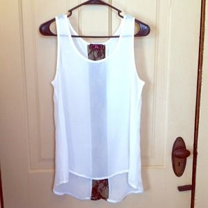 🚨MAJOR REDUCTION!🚨 White Tank with Black Lace