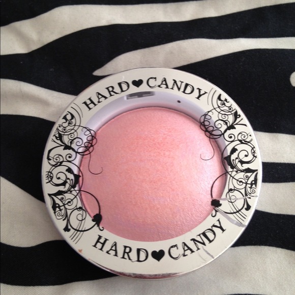 Hard Candy Accessories - Hard candy bronzer!