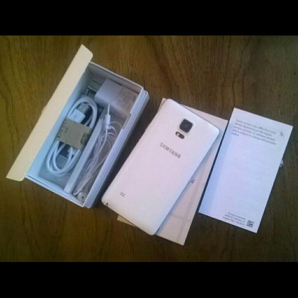 White Samsung galaxy note 4 - Picture 3 of 3