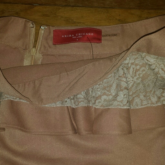 Akira lace peplum skirt - Picture 3 of 3