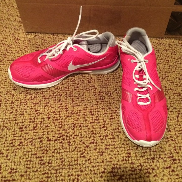 Nike women's zoom quick cross trainer