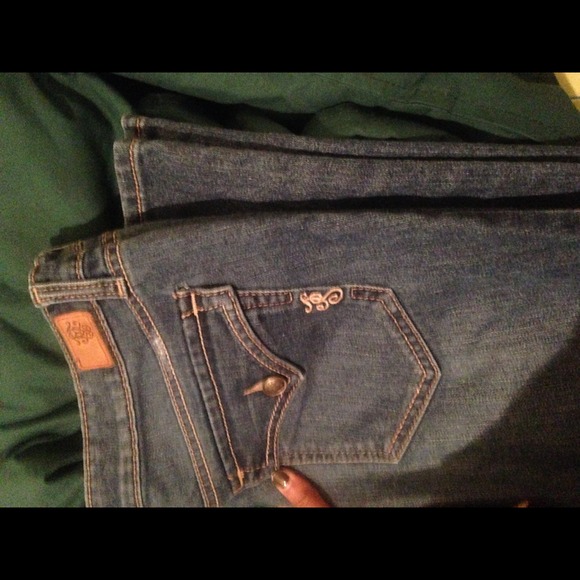 Jeans - Picture 2 of 3