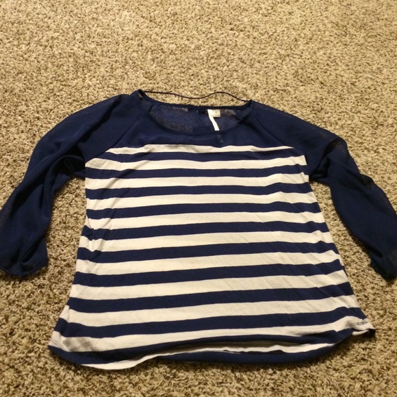 Lauren Conrad top