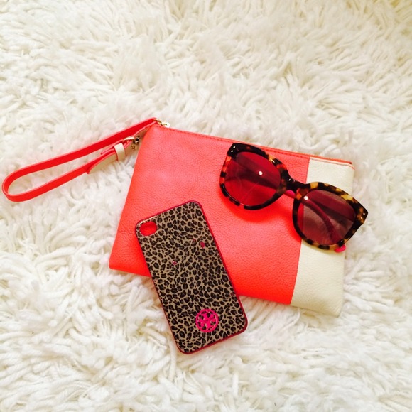 Tory Burch Hot Pink/Cheetah Print iPhone 4s Case! - Picture 3 of 6
