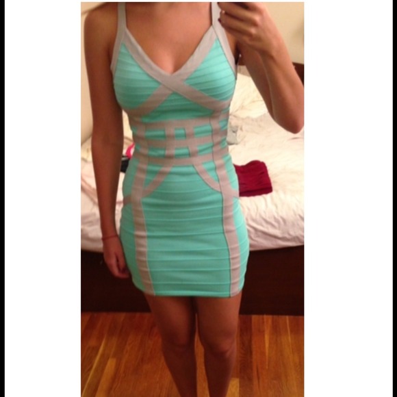 Bandage dress - Picture 2 of 4