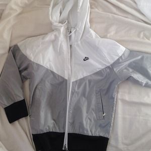 Nike windbreaker