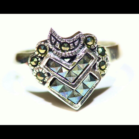 Jewelry - Size 6 .925 Sterling Silver Marcasite Ring